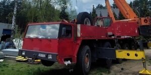 LIEBHERR-LTM1120