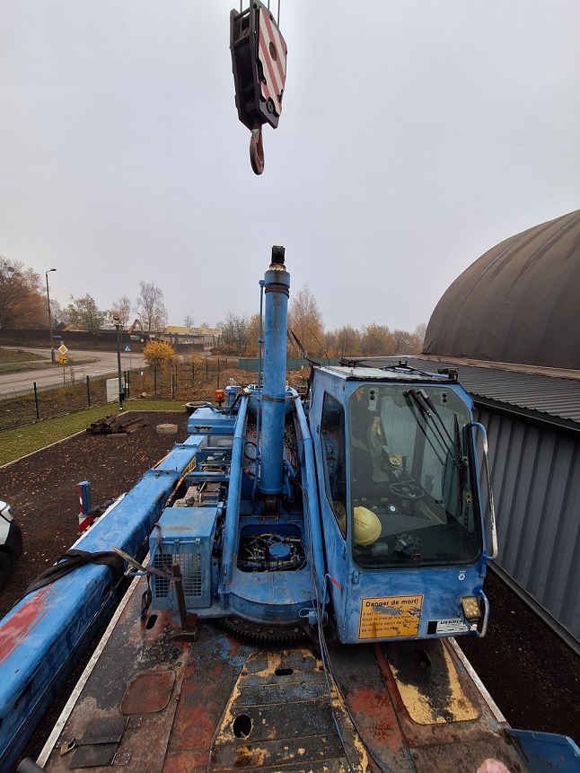 Uszczelnienie siłownika teleskopowania w żurawiu LIEBHERR LTM 1030-1