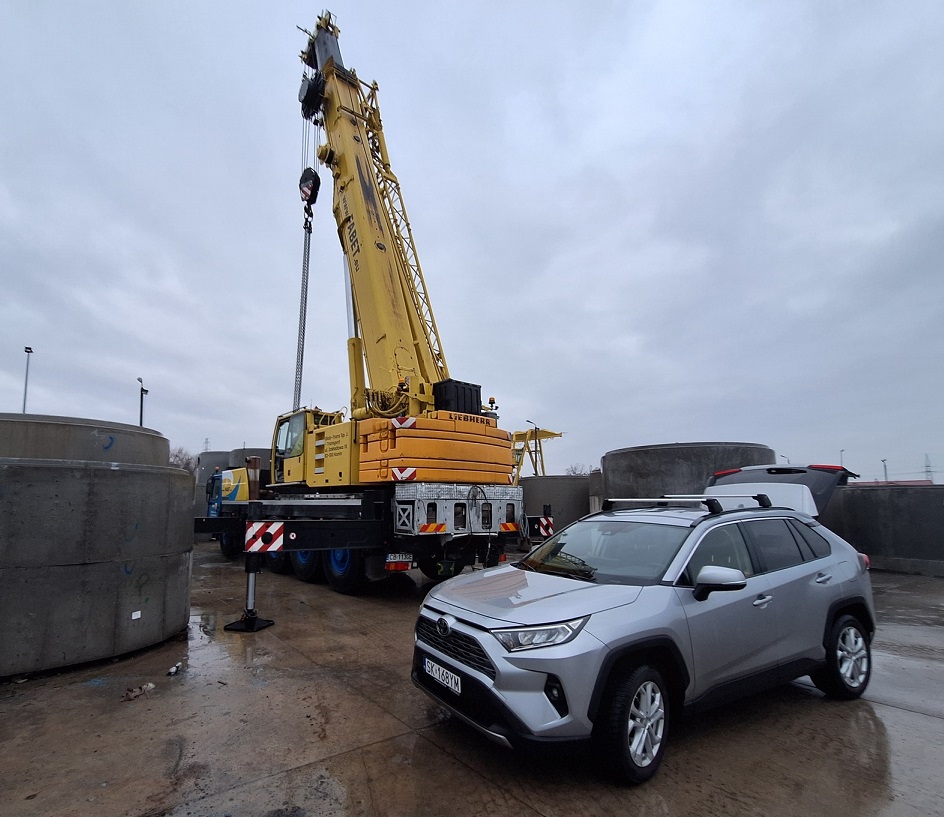 Fotorelacja z wymiany manetki w żurawiu samojezdnym LIEBHERR LTM 1100-5.1