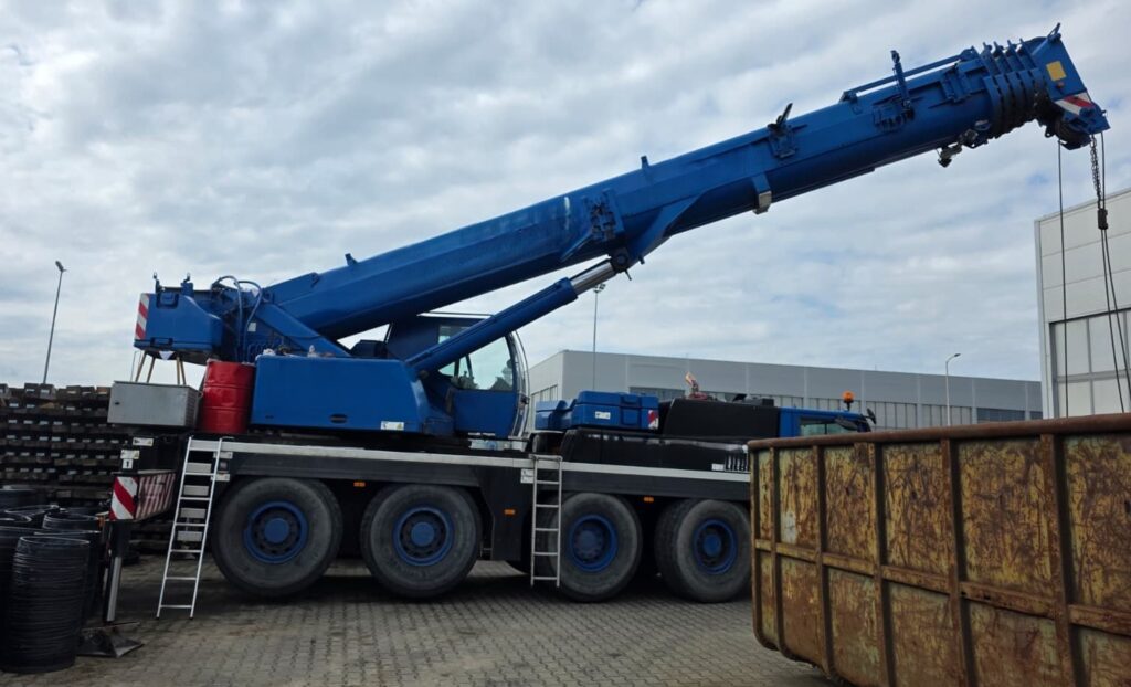 W najnowszej fotorelacji firma Lamikcranes Łukasz Lamik prezentuje szczegółowy przebieg realizacji specjalistycznego zlecenia serwisowego, którego głównym celem było uszczelnienie hamulca wciągarki w żurawiu samojezdnym Ltm 1070 -4.2.